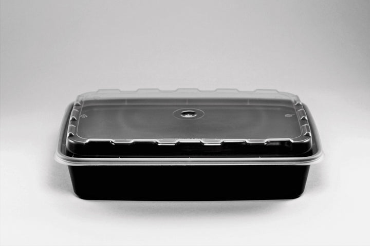 Cubeware 28 oz. Rectangular Container Black Base With Clear Lid-150 Set-1/Case